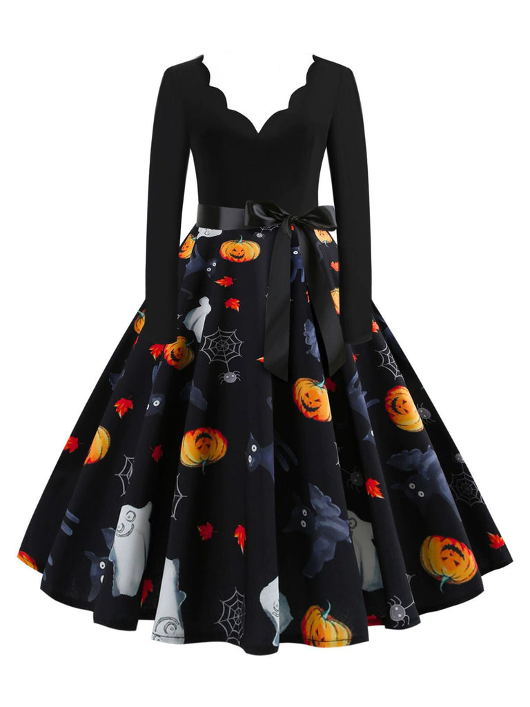 Robe col pétale et toile d'araignée Halloween années 1950
