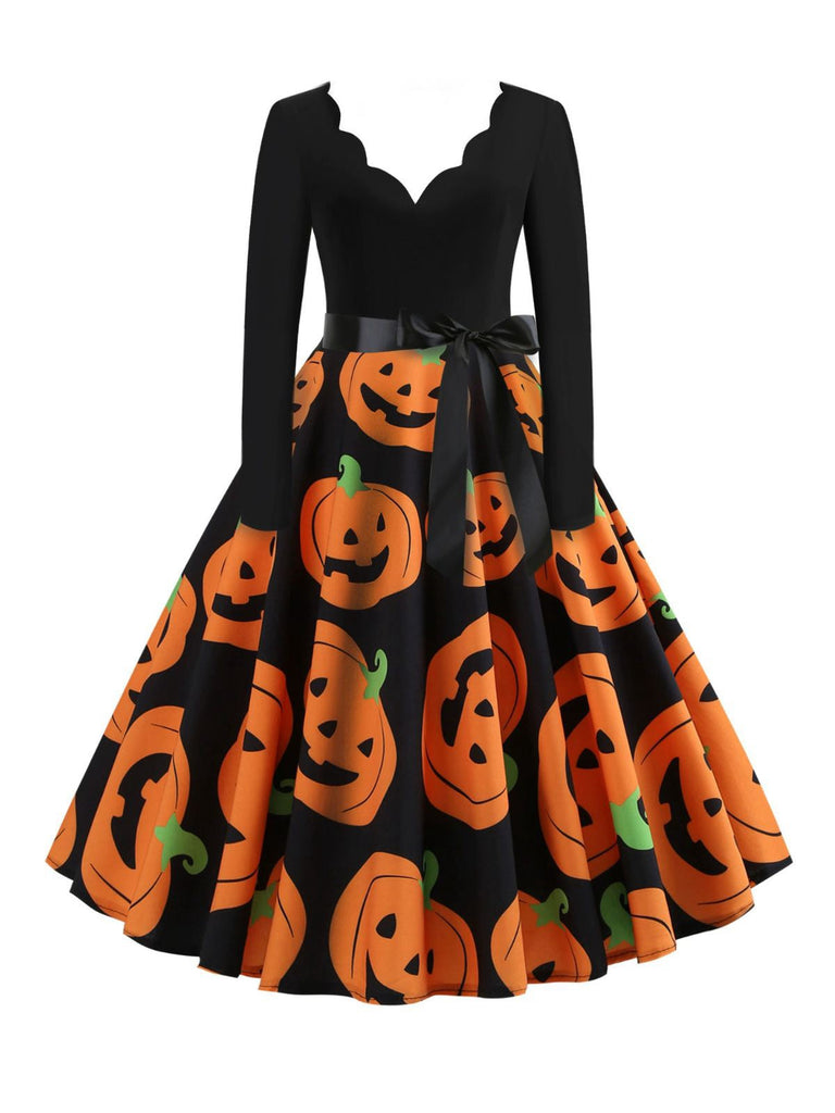 Robe col pétale et toile d'araignée Halloween années 1950