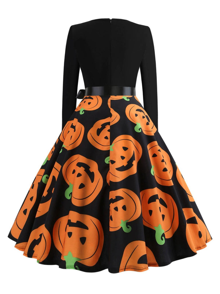 Robe col pétale et toile d'araignée Halloween années 1950