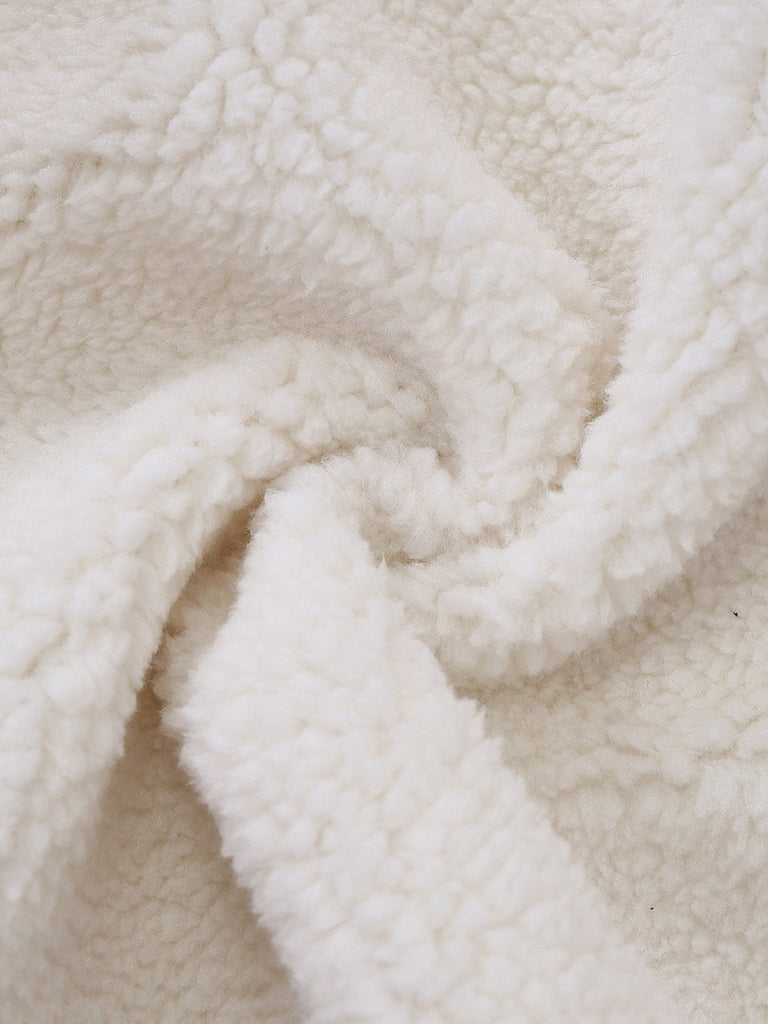 Veste blanche à col montant en fausse laine années 60