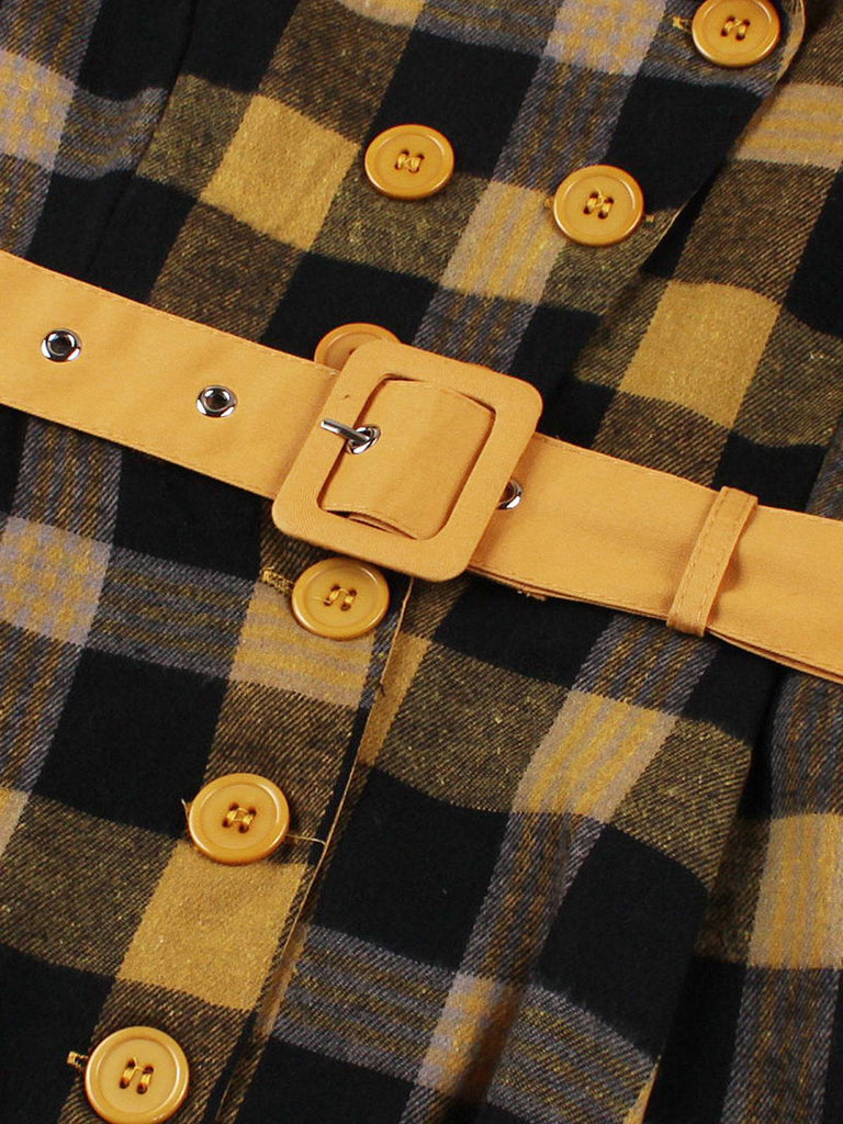 Robe à carreaux vichy avec ceinture et revers boutonnés des années 1950