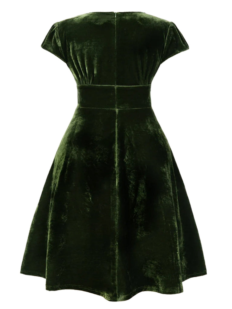 [Prévente] [Grande taille] Robe verte en velours perlé col en V profond des années 1940