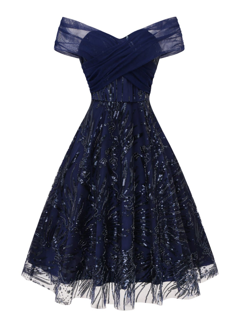 Robe bleue à fleurs brodée de paillettes à épaules dénudées années 1950