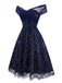 Robe bleue à fleurs brodée de paillettes à épaules dénudées années 1950