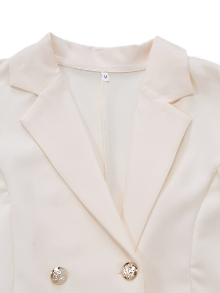 Robe beige plissée  double boutonnage et revers années 1970