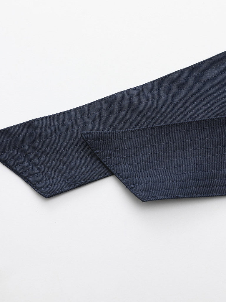 Trench-coat bleu à double boutonnage et col rond des années 1940