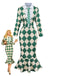 Robe sirène verte à losanges des années 1970 avec cravate