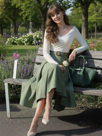 [Prévente] Robe plissée beige et verte en maille épaules dénudées années 50