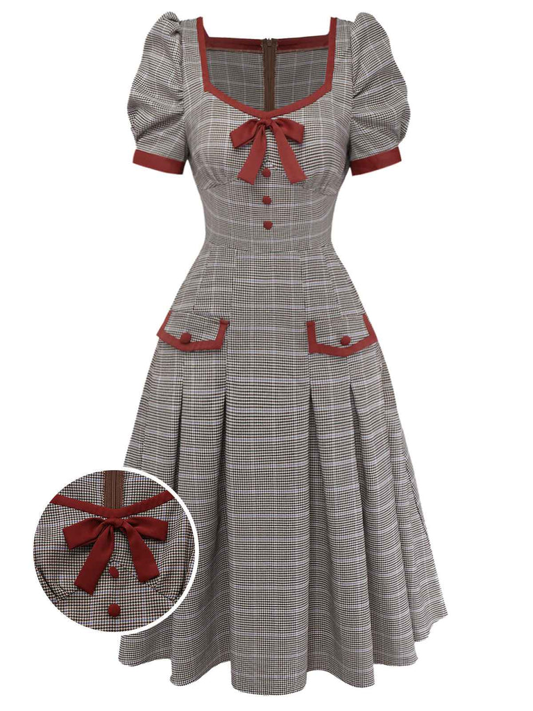 Robe plissée marron nœud et motif pied-de-poule années 1950