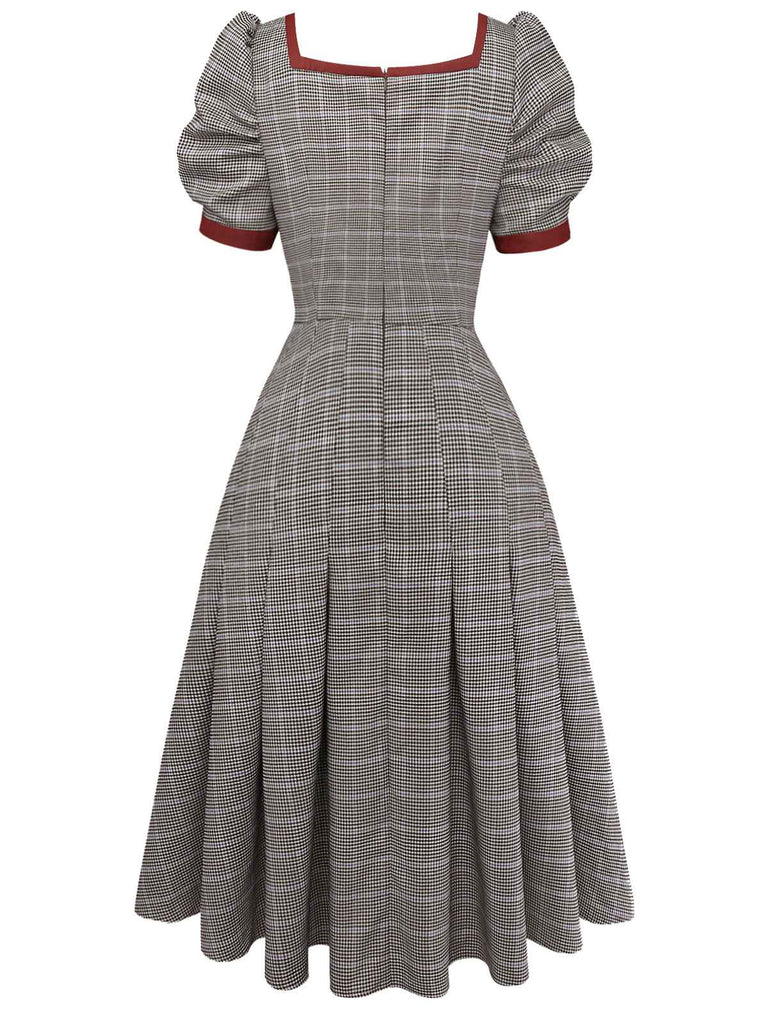 Robe plissée marron nœud et motif pied-de-poule années 1950