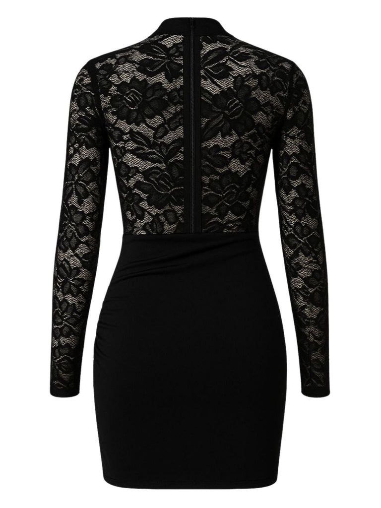 Robe moulante en dentelle transparente avec jupe drapée des années 1960