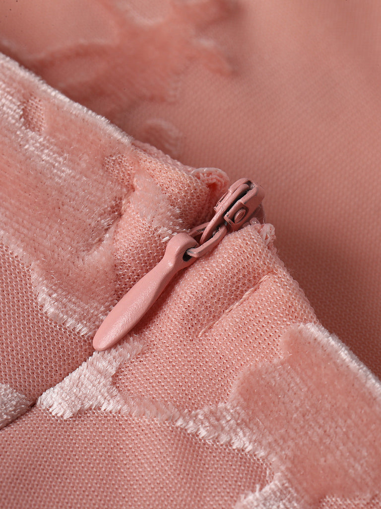Rose Jacquard Satin Halter Moulante Robe Années 1960 9