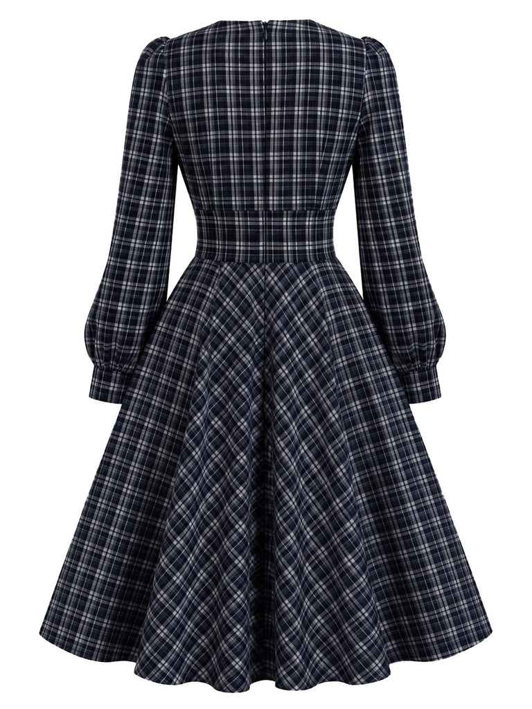 [Prévente] Robe trapèze bleu foncé à carreaux, nœud et manches longues Années 1950 - 3