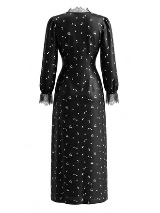 Robe noire en satin et dentelle à col V ajouré Années 1970 - 2