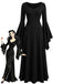 Robe longue gothique noire à col cœur et manches évasées Années 1970 - 1