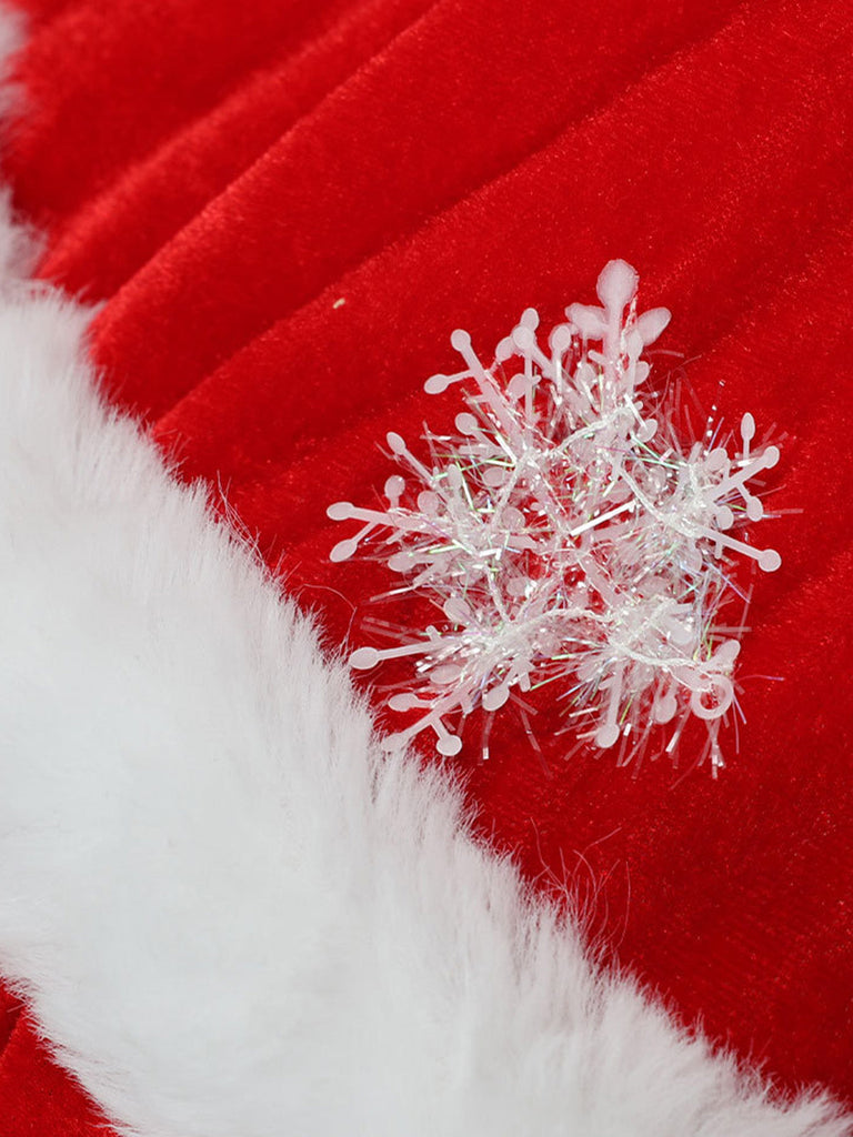Ensemble robe de Noël rouge en velours à bordure en fourrure, flocons et nœud Années 1950 - 8