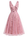 Robe rose en tulle à col V et broderies florales à sequins Années 1950 - 2