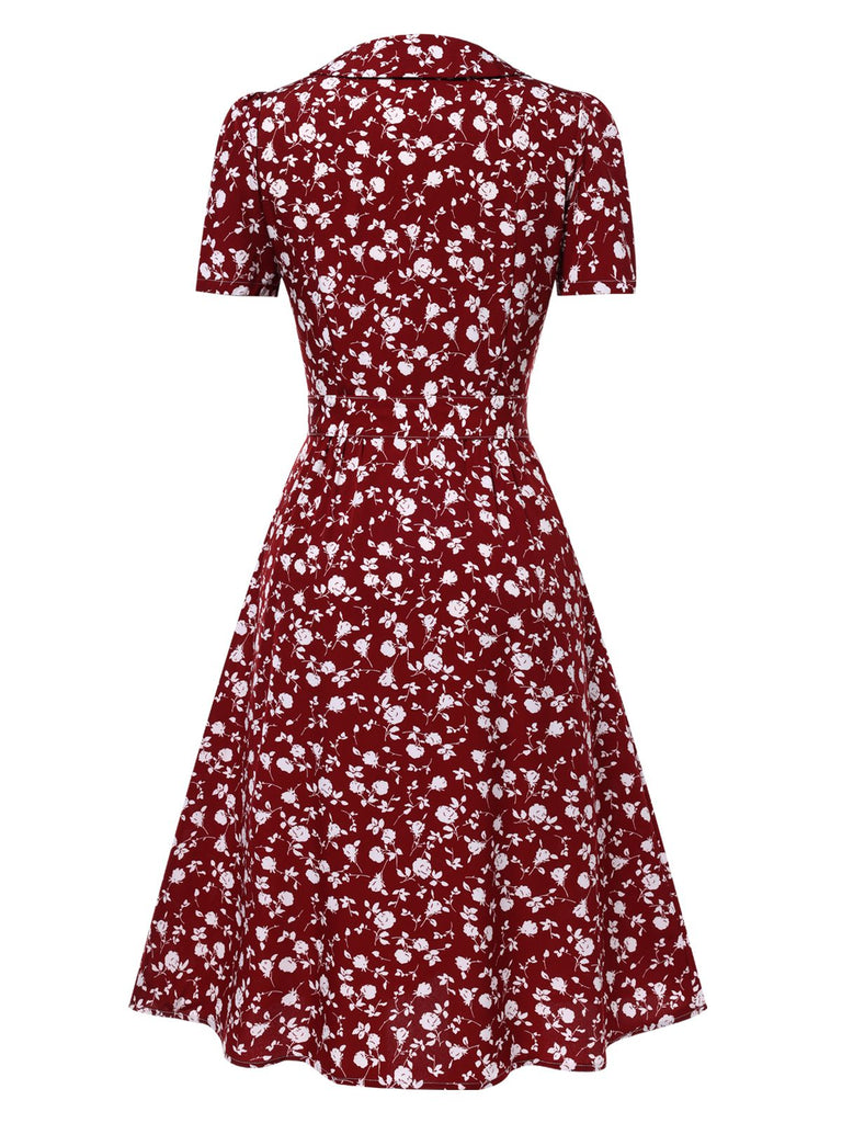 Robe marguerite à boutons revers rouge des années 1950