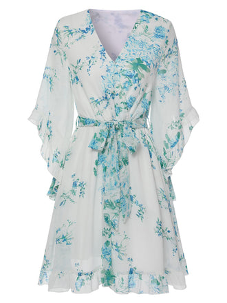 Robe blanche à col en V en mousseline de soie à fleurs des années 1960