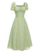 Robe verte à petites fleurs col cœur des années 1940