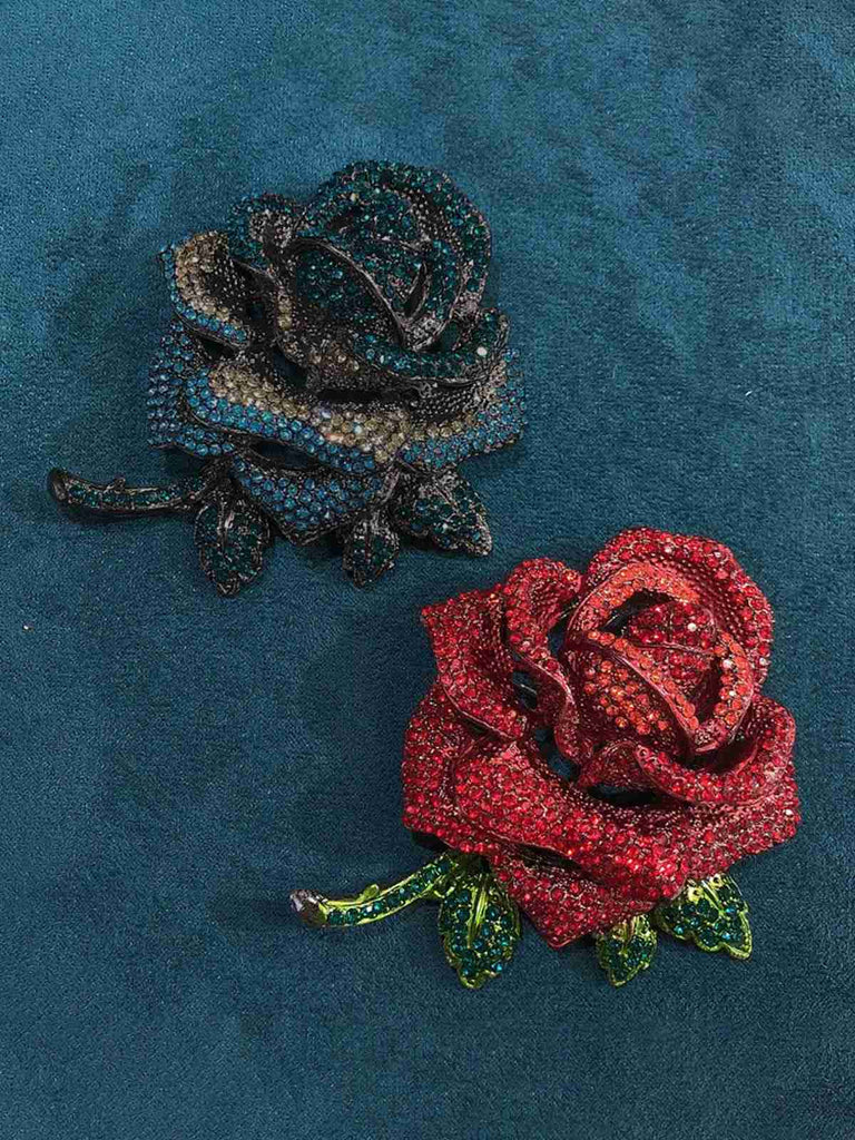 Broche rose 3D vintage en strass