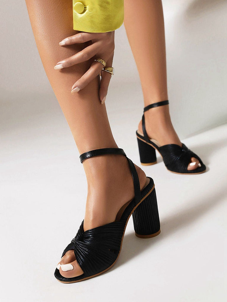 Sandales à talons épais en tricot pailleté vintage avec boucle