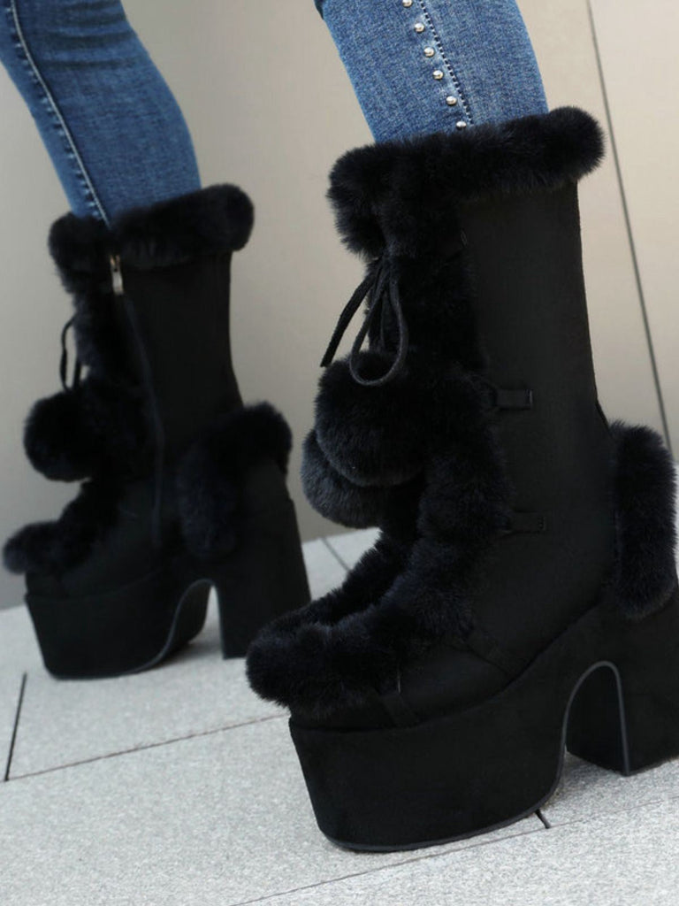 Bottes à talons hauts et bout rond en fausse fourrure vintage