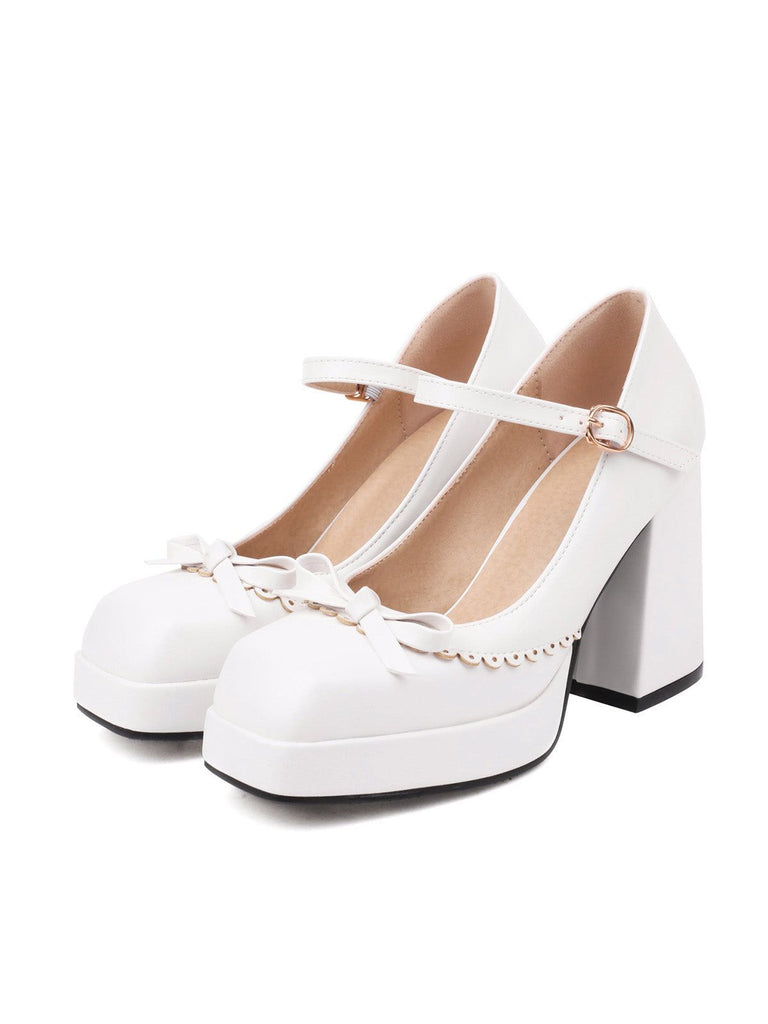 Chaussures à talons hauts et bout carré assortis avec nœud papillon