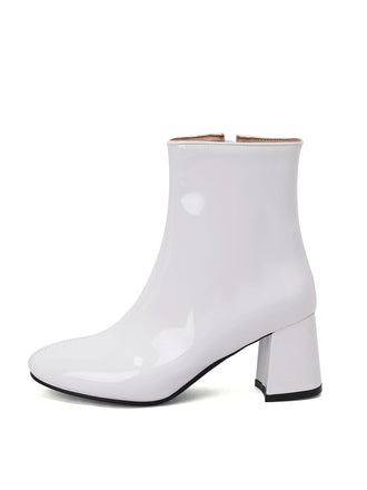 Bottines à talons épais en cuir verni rétro