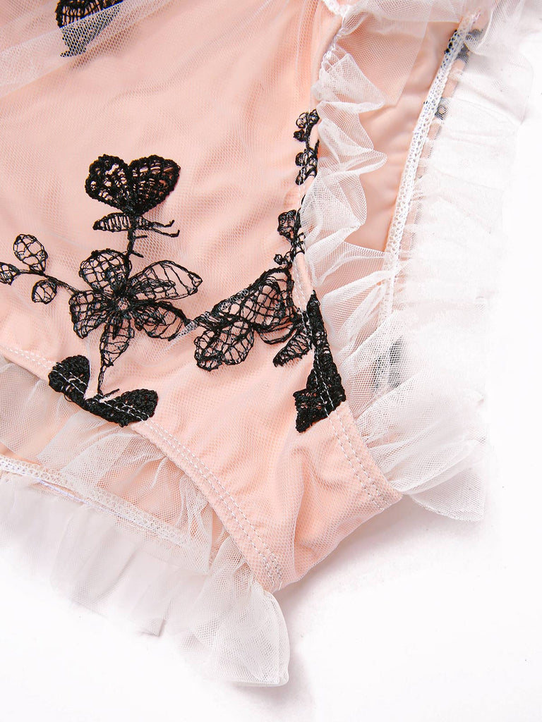 Ensemble bikini beige à bretelles papillon en maille années 1950