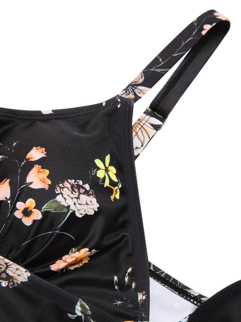 Maillot de bain noire à bretelles boxer fleuries années 40