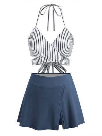 Ensemble bikini à lacets croisés et rayures verticales années 1940