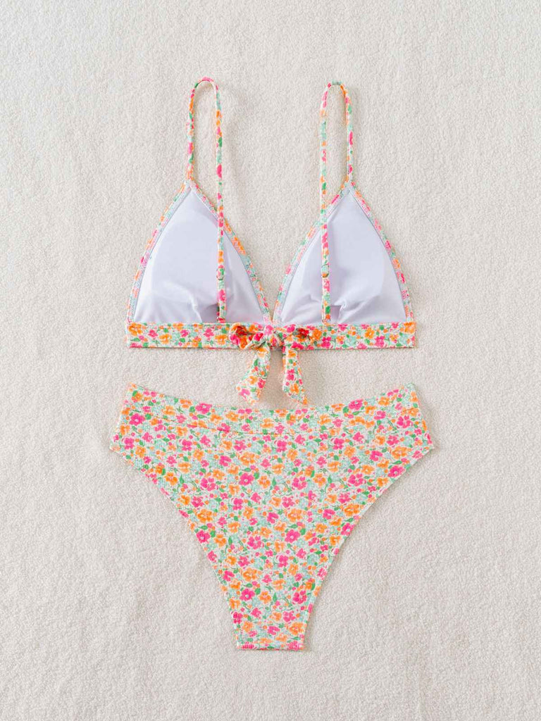 Ensemble bikini multicolore à petites fleurs liens dans le dos années 1950