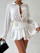 Mini-robe cache-maillot blanche col V profond motif floral 3D années 1950