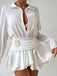 Mini-robe cache-maillot blanche col V profond motif floral 3D années 1950