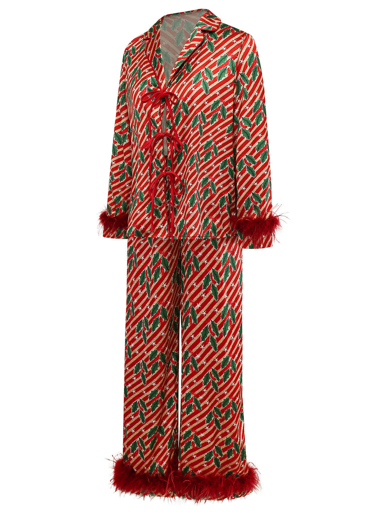 Ensemble pyjama rouge hollies et sucres d'orge avec plumes années 1950