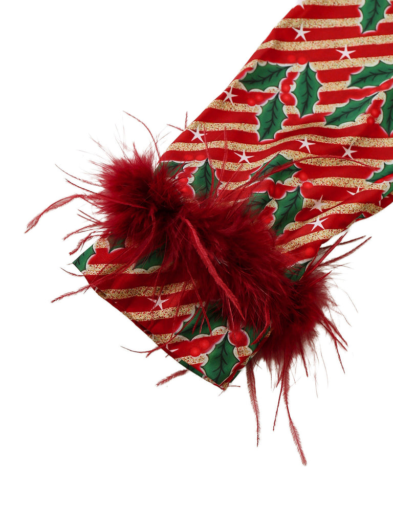 Ensemble pyjama rouge hollies et sucres d'orge avec plumes années 1950