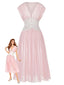 Robe de chambre rose en dentelle plissée et résille taille cintrée années 1930