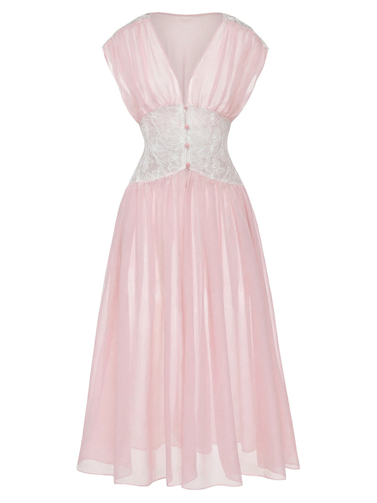 Robe de chambre rose en dentelle plissée et résille taille cintrée années 1930