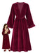 Peignoir rouge en velours à ceinture et bordure en fausse fourrure Années 1950 - 1