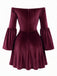 Robe courte en velours à épaules dénudées et manches évasées Années 1960 - 4