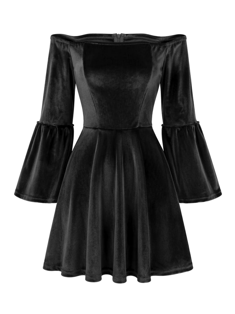 Robe courte en velours à épaules dénudées et manches évasées Années 1960 - 6