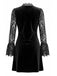 Robe courte gothique noire en velours à dentelle et manches évasées Années 1960 - 2