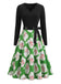 Robe verte de Noël à motif Père Noël et col V festonné Années 1950 - 2